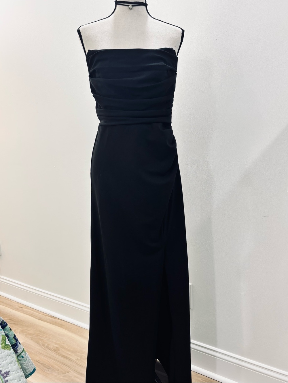 DB studio Black Strapless Ruched Waist Boning in Bodice Formal Dress Size 8